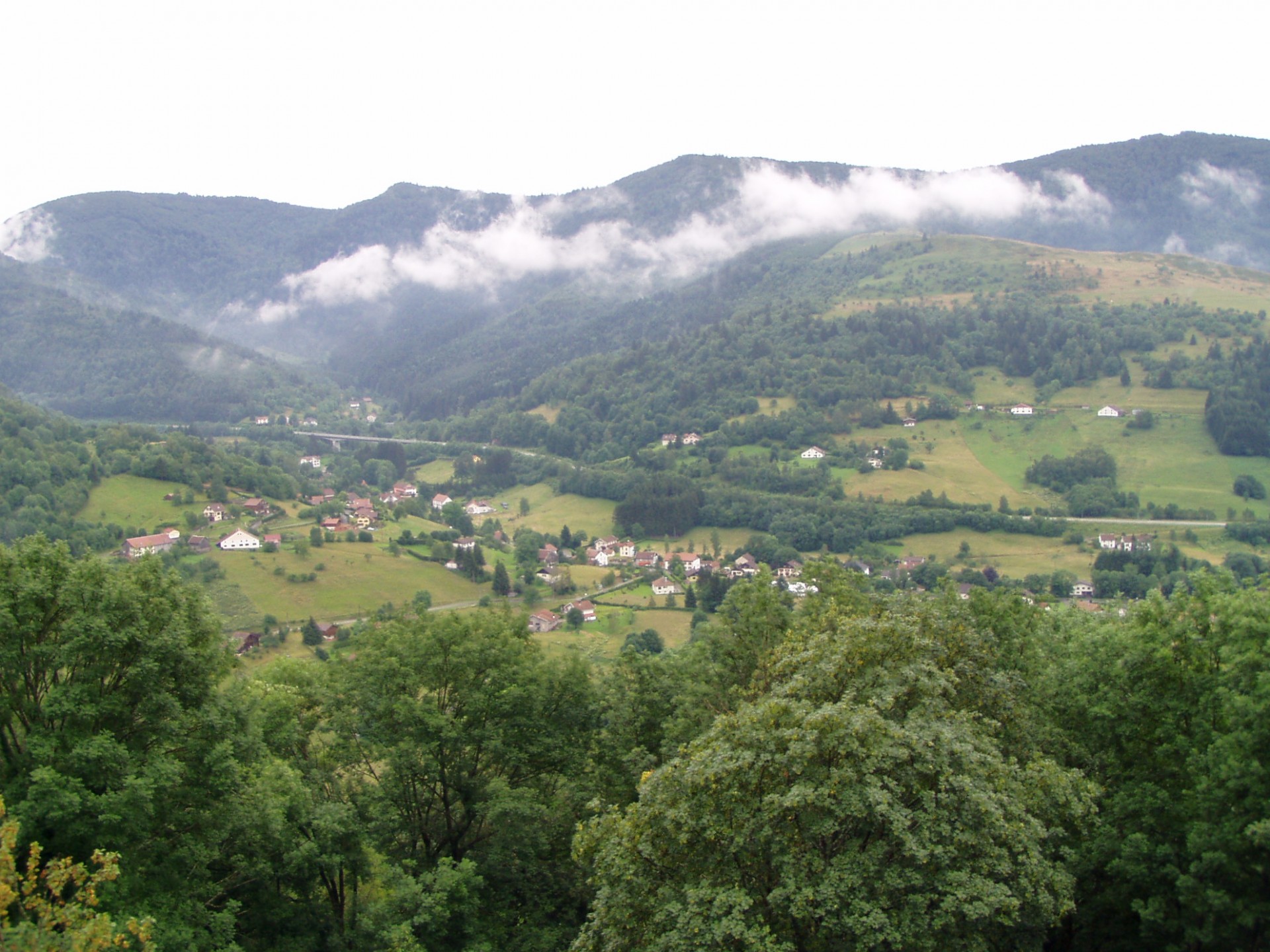 bussang-les-sources-depuis-les-balcons-de-bussang-20070708-france-vosges-misson-didier-310