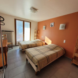 776000025_8 776000025_8