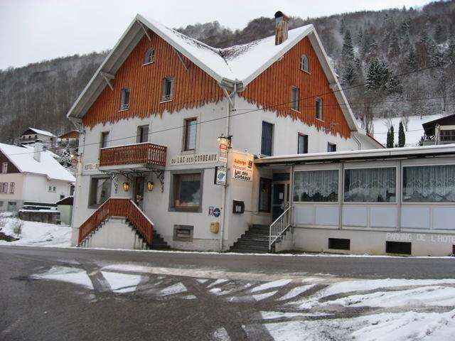 hotel-lac-corbeaux-la-bresse-2