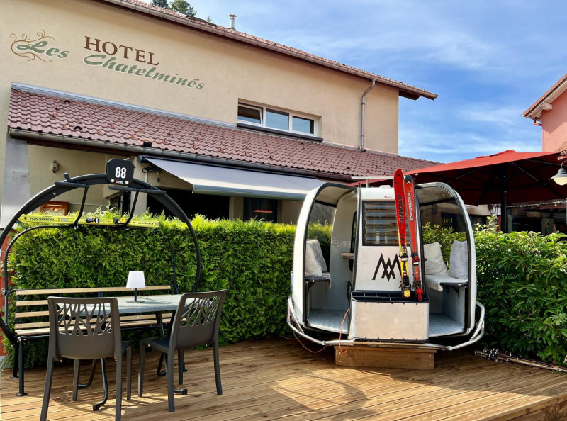 hotel-restaurant-les-chatelmines-la-bresse-2 hotel-restaurant-les-chatelmines-la-bresse-2