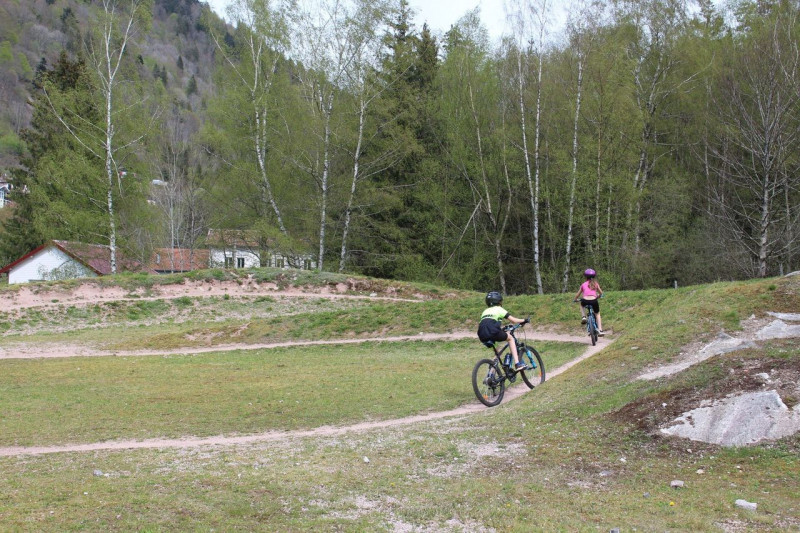 terrain-bicross-la-vertbruche-la-bresse-2 terrain-bicross-la-vertbruche-la-bresse-2