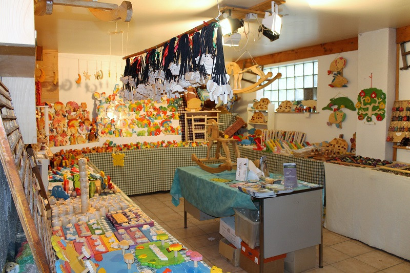 atelier-jouets-en-bois-aubry-4 atelier-jouets-en-bois-aubry-4