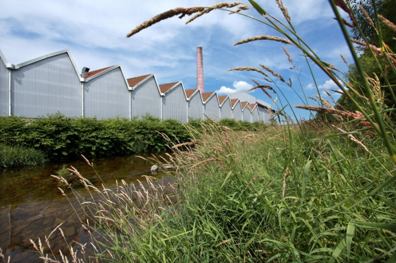 tricotage-des-vosges-bleu-foret-vagney-2 tricotage-des-vosges-bleu-foret-vagney-2