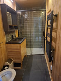 gb074-nouvelle-salle-de-bain-bas-1440478