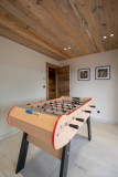 gs092-salle-de-jeu-baby-foot-1384844