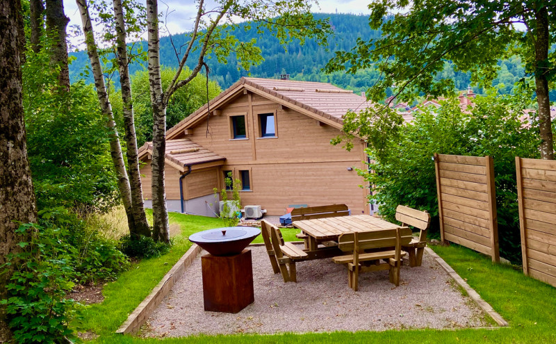 gb070-c103a-terrasse-brasero-1394969 gb070-c103a-terrasse-brasero-1394969