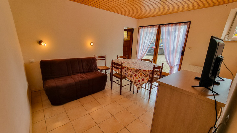 a366a-salon2-1122107 a366a-salon2-1122107